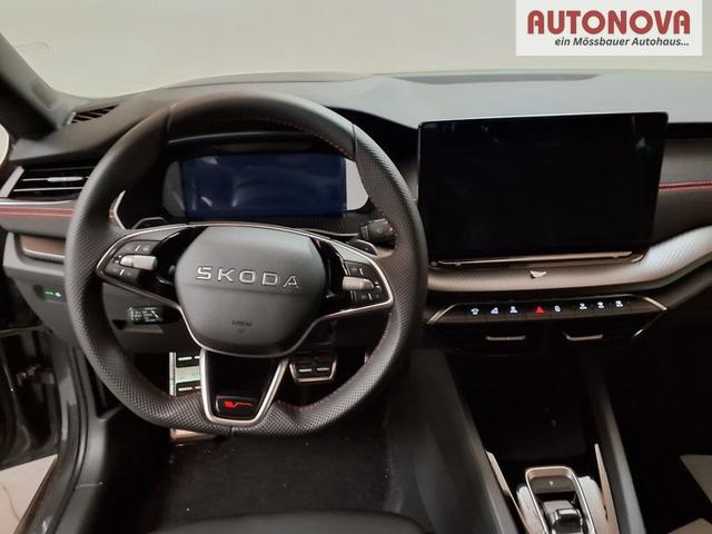 Skoda Octavia Combi RS 2.0 TSI 7-Gang-DSG 