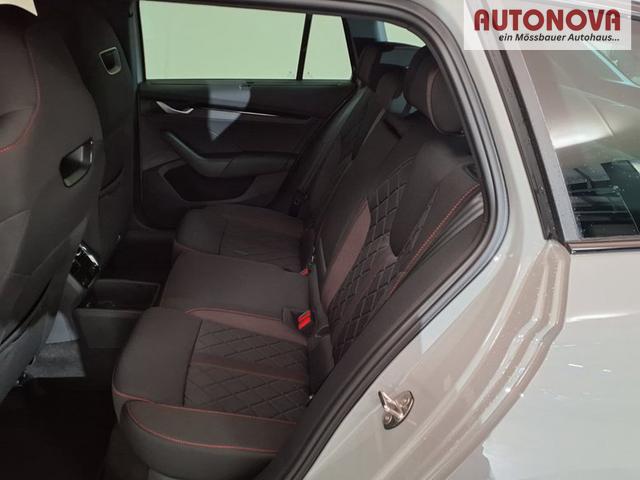 Skoda Octavia Combi RS 2.0 TSI 7-Gang-DSG 