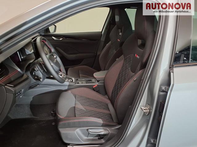 Skoda Octavia Combi RS 2.0 TSI 7-Gang-DSG 