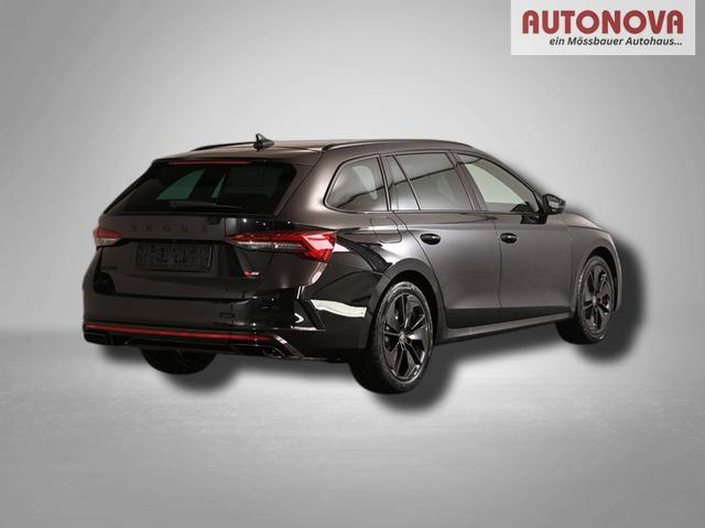 Skoda Octavia Combi RS 2.0 TSI 7-Gang-DSG 