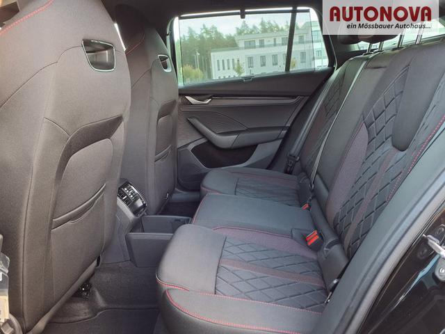 Skoda Octavia Combi RS 2.0 TSI 7-Gang-DSG 