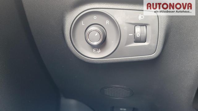 MG ZS 1.5 Hybrid+ 145 kW Luxury AT Luxury+Navi+SHZ+Kamera+ACA+18 