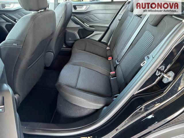 Ford Focus Turnier Active X 1.0 7AT / Winterpaket PDC V&H + Kamera LED Kurvenlicht Alu 17" 