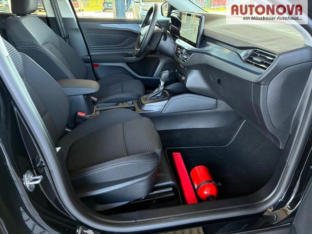 Ford Focus Turnier Active X 1.0 7AT / Winterpaket PDC V&H + Kamera LED Kurvenlicht Alu 17" 