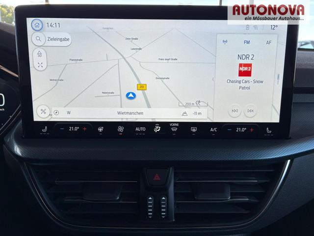 Ford Focus Turnier Active X 1.0 7AT / Winterpaket PDC V&H + Kamera LED Kurvenlicht Alu 17" 
