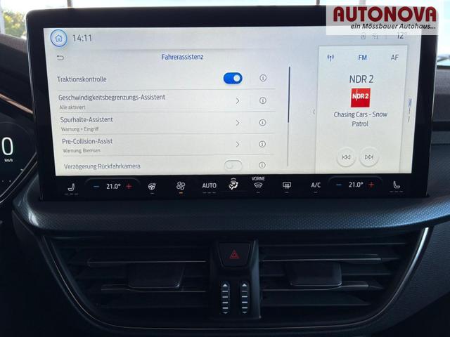 Ford Focus Turnier Active X 1.0 7AT / Winterpaket PDC V&H + Kamera LED Kurvenlicht Alu 17" 