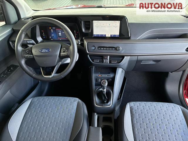 Ford Tourneo Courier Titanium 1.0 Ecoboost / PDC V&H +Kamera Shz vo AHK fest Alu 16" 
