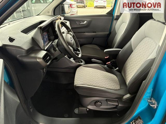 Ford Tourneo Courier Titanium 1.0 Ecoboost / PDC V&H +Kamera Shz vo AHK fest Alu 16" 