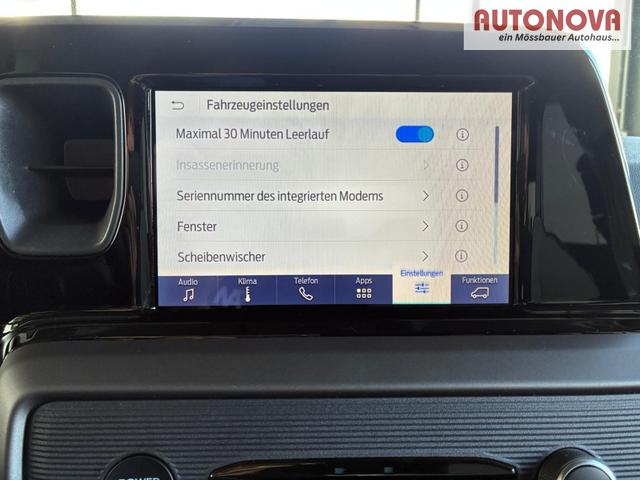 Ford Tourneo Courier Titanium 1.0 Ecoboost / PDC V&H +Kamera Shz vo AHK fest Alu 16" 