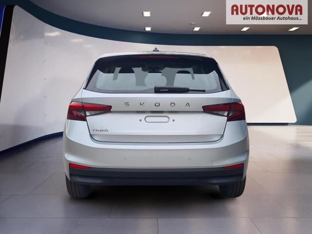 Skoda Fabia Selection 1.0 TSI DSG LED DAB PDC Lane 