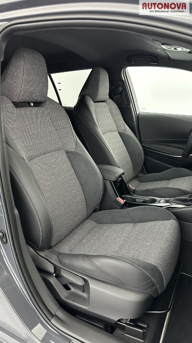 Toyota Corolla Touring Sports Design 