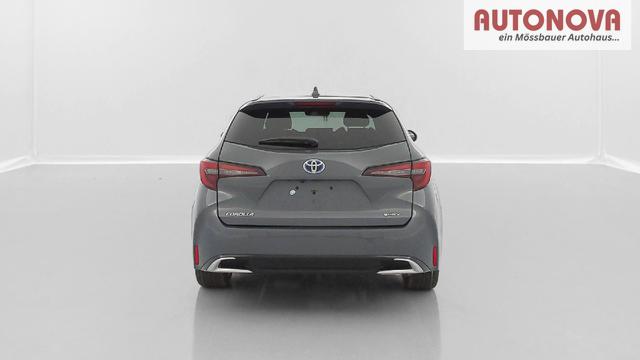 Toyota Corolla Touring Sports Design 
