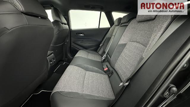 Toyota Corolla Touring Sports Design 