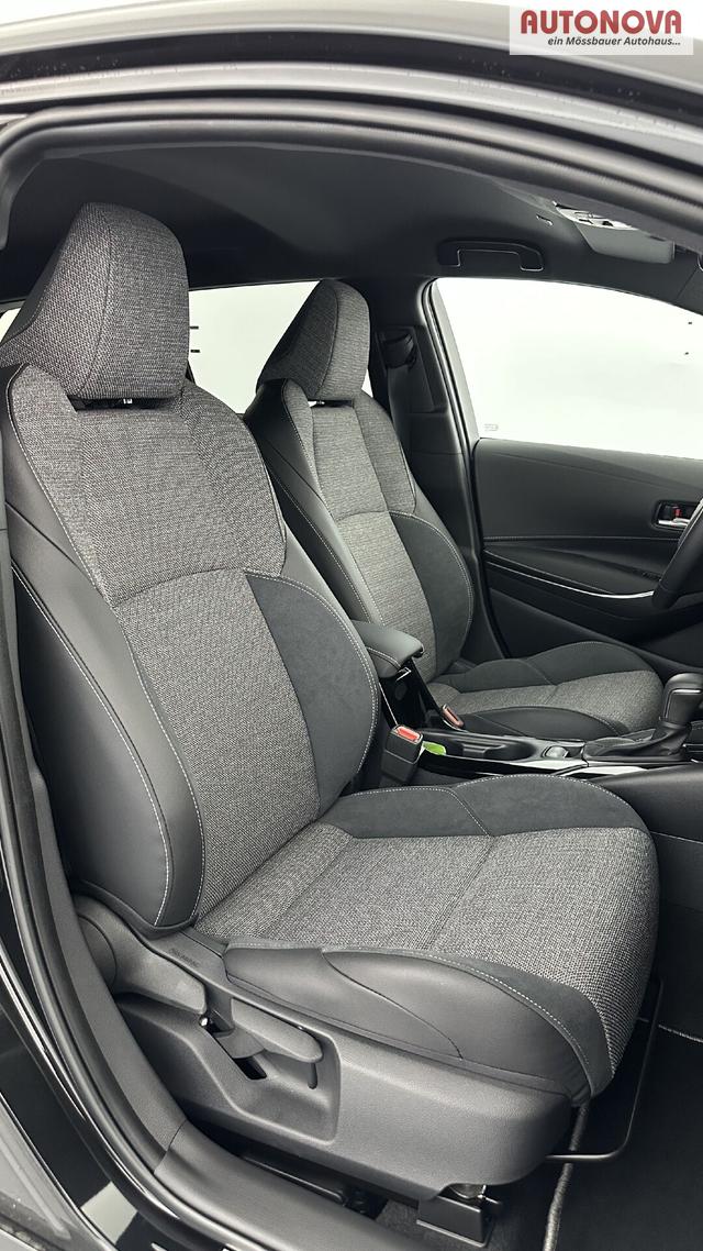 Toyota Corolla Touring Sports Design 