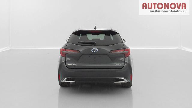 Toyota Corolla Touring Sports Design 