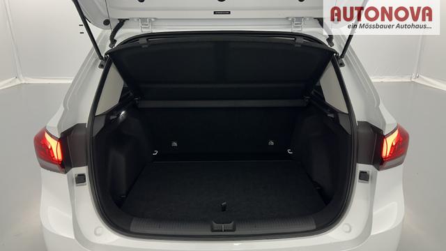 MG ZS Luxury 