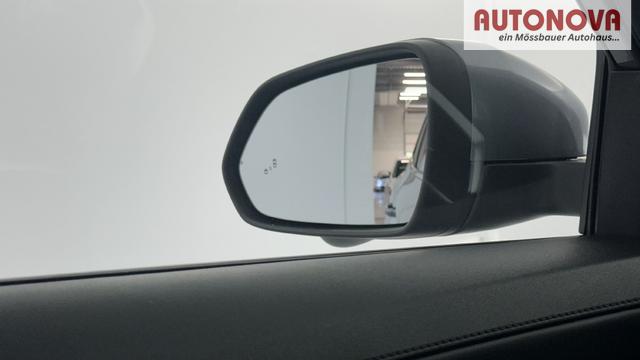 MG ZS Luxury 