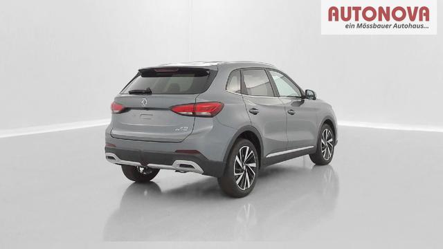 MG ZS Luxury 