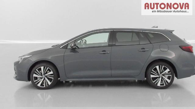 Toyota Corolla Touring Sports Design 