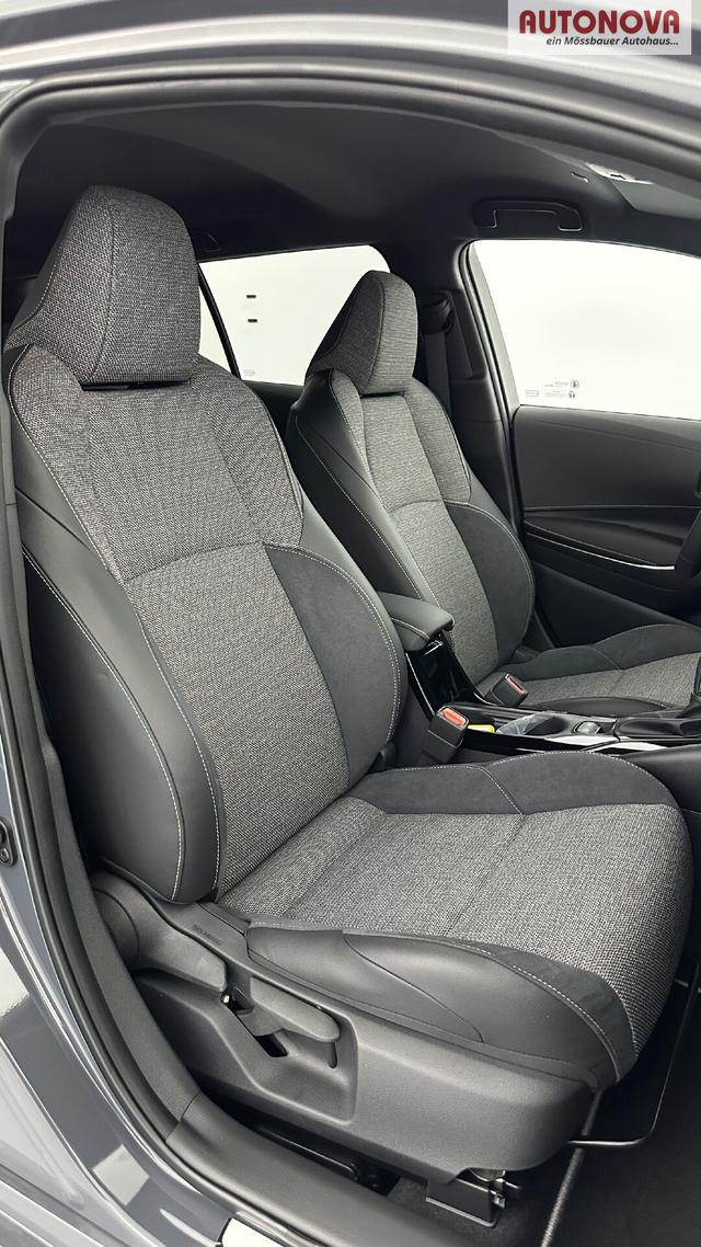Toyota Corolla Touring Sports Design 
