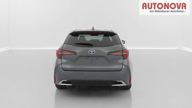 Toyota Corolla Touring Sports Design 