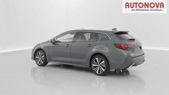 Toyota Corolla Touring Sports Design 