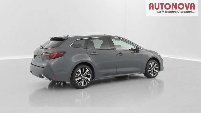 Toyota Corolla Touring Sports Design 