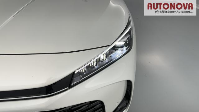 MG EHS Luxury 