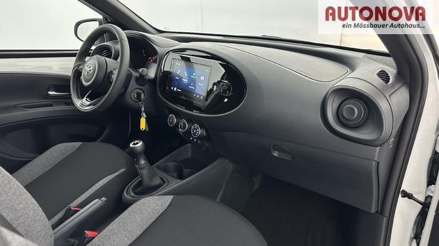 Toyota Aygo Dynamic (X) 