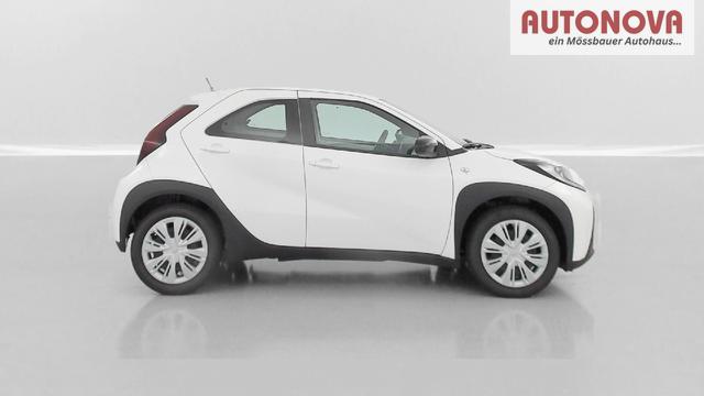 Toyota Aygo Dynamic (X) 