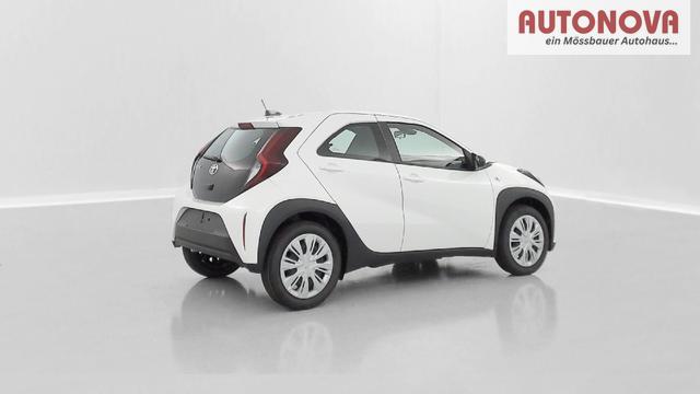 Toyota Aygo Dynamic (X) 