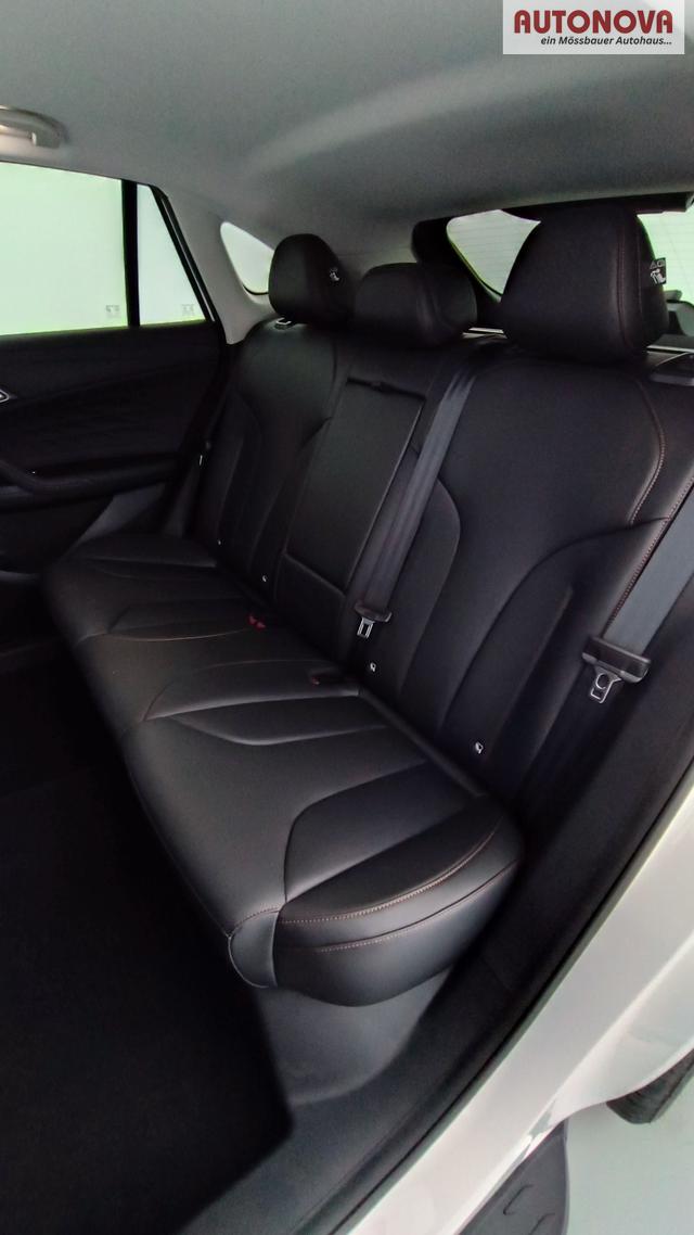 MG EHS Luxury 