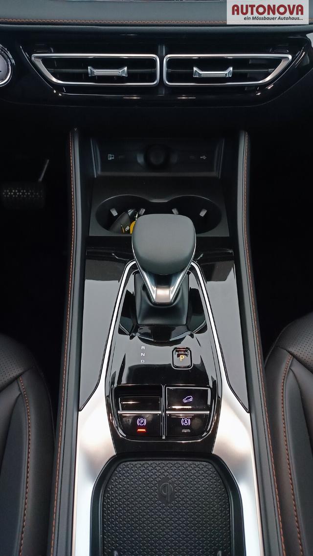 MG EHS Luxury 