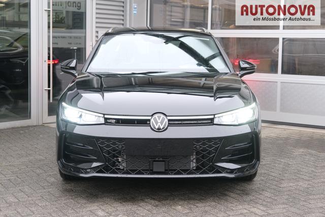 VW Passat Variant R-Line 