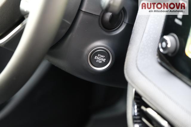 Skoda Fabia Selection 1.0 TSI DSG LED Kamera App-Navi PDC Winterpaket 