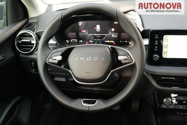 Skoda Fabia Selection 1.0 TSI LED Kamera App-Navi PDC Winterpaket 