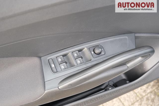 Skoda Fabia Selection 1.0 TSI DSG LED Kamera App-Navi PDC Winterpaket 