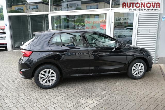 Skoda Fabia Selection Schwarz 