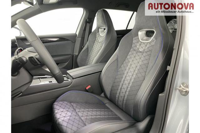 Volkswagen Passat Variant R-Line (R-Line) 2.0 TSI 195kW (265 PS) 7-Gang DSG 4MOTION 