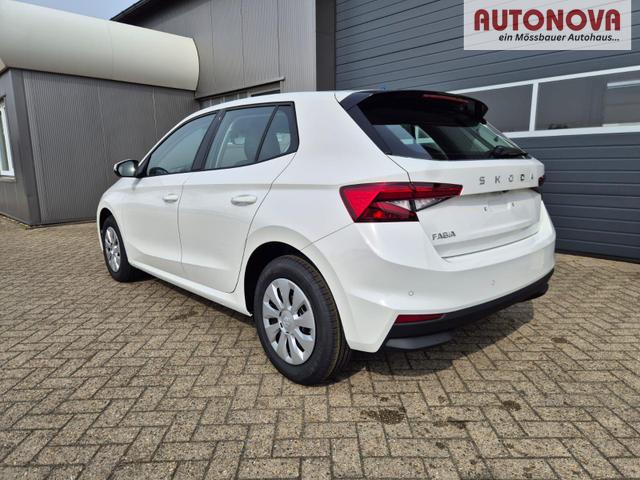 Skoda Fabia 1.0 TSI 95PS Selection 5-t&uuml;rig R&uuml;ckf.Kamera Parksensoren Sitzheizung Multifunktionslenkrad Klima Skoda-Radio Bluetooth Touchscreen Tempomat Nebelsch. Apple CarPlay + Android Auto 