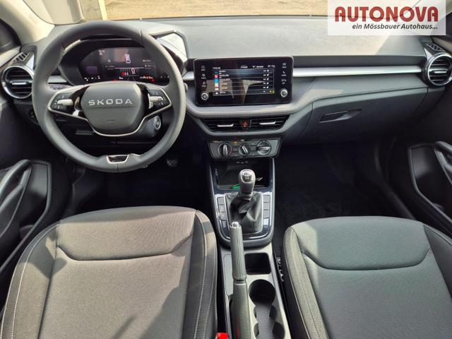 Skoda Fabia 1.0 TSI 95PS Selection 5-t&uuml;rig R&uuml;ckf.Kamera Parksensoren Sitzheizung Multifunktionslenkrad Klima Skoda-Radio Bluetooth Touchscreen Tempomat Nebelsch. Apple CarPlay + Android Auto 