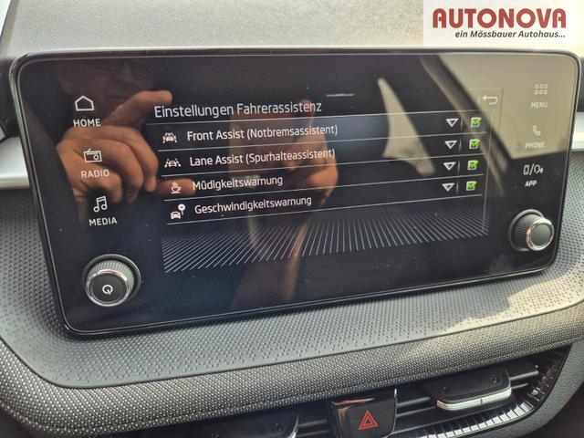 Skoda Fabia 1.0 TSI 95PS Selection 5-t&uuml;rig R&uuml;ckf.Kamera Parksensoren Sitzheizung Multifunktionslenkrad Klima Skoda-Radio Bluetooth Touchscreen Tempomat Nebelsch. Apple CarPlay + Android Auto 