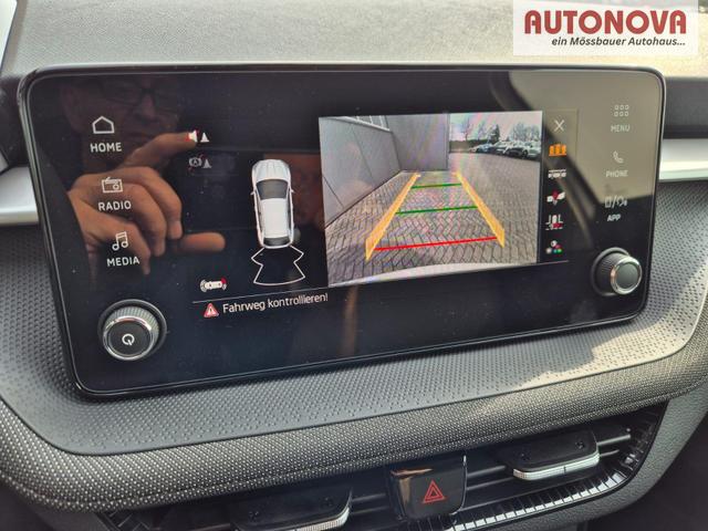 Skoda Fabia 1.0 TSI 95PS Selection 5-t&uuml;rig R&uuml;ckf.Kamera Parksensoren Sitzheizung Multifunktionslenkrad Klima Skoda-Radio Bluetooth Touchscreen Tempomat Nebelsch. Apple CarPlay + Android Auto 