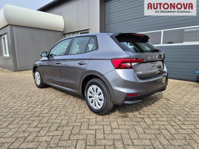 Skoda Fabia 1.0 TSI 95PS Selection 5-t&uuml;rig R&uuml;ckf.Kamera Parksensoren Sitzheizung Multifunktionslenkrad Klima Skoda-Radio Bluetooth Touchscreen Tempomat Nebelsch. Apple CarPlay + Android Auto 