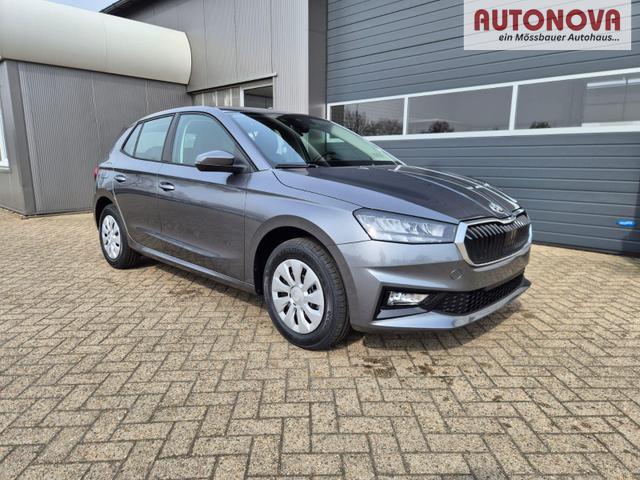 Skoda Fabia 1.0 TSI 95PS Selection 5-t&uuml;rig R&uuml;ckf.Kamera Parksensoren Sitzheizung Multifunktionslenkrad Klima Skoda-Radio Bluetooth Touchscreen Tempomat Nebelsch. Apple CarPlay + Android Auto 