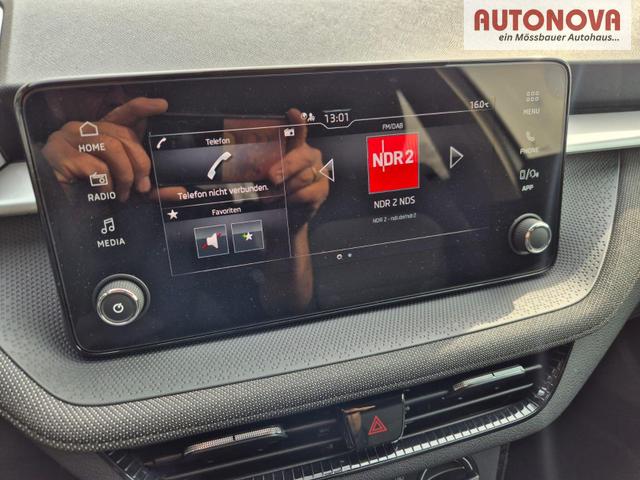 Skoda Fabia 1.0 TSI 95PS Selection 5-t&uuml;rig R&uuml;ckf.Kamera Parksensoren Sitzheizung Multifunktionslenkrad Klima Skoda-Radio Bluetooth Touchscreen Tempomat Nebelsch. Apple CarPlay + Android Auto 