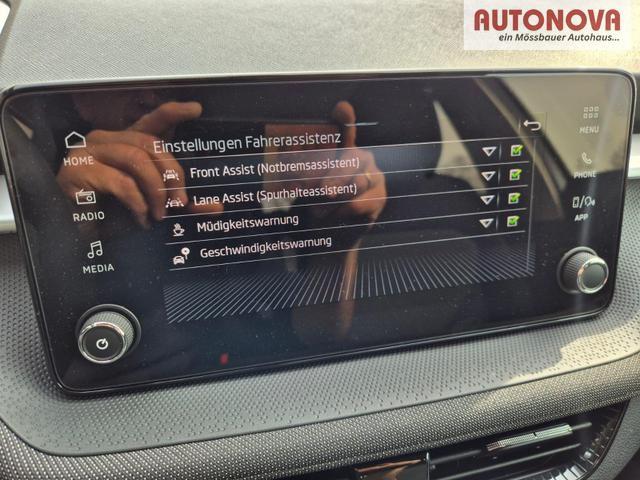 Skoda Fabia 1.0 TSI 95PS Selection 5-t&uuml;rig R&uuml;ckf.Kamera Parksensoren Sitzheizung Multifunktionslenkrad Klima Skoda-Radio Bluetooth Touchscreen Tempomat Nebelsch. Apple CarPlay + Android Auto 