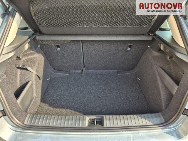 Skoda Kamiq 1.0 TSI 115PS DSG Selection AHK R&uuml;ckf.Kamera PDC v+h Sitzheizung Klimaautomatik Skoda-Radio Apple CarPlay + Android Auto Tempomat Garantieverl&auml;ngerung 16"LM 