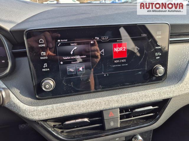 Skoda Kamiq 1.0 TSI 115PS DSG Selection AHK R&uuml;ckf.Kamera PDC v+h Sitzheizung Klimaautomatik Skoda-Radio Apple CarPlay + Android Auto Tempomat Garantieverl&auml;ngerung 16"LM 