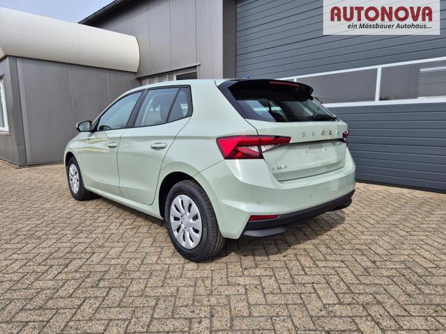 Skoda Fabia 1.0 TSI 95PS Selection 5-t&uuml;rig R&uuml;ckf.Kamera Parksensoren Sitzheizung Multifunktionslenkrad Klima Skoda-Radio Bluetooth Touchscreen Tempomat Nebelsch. Apple CarPlay + Android Auto 